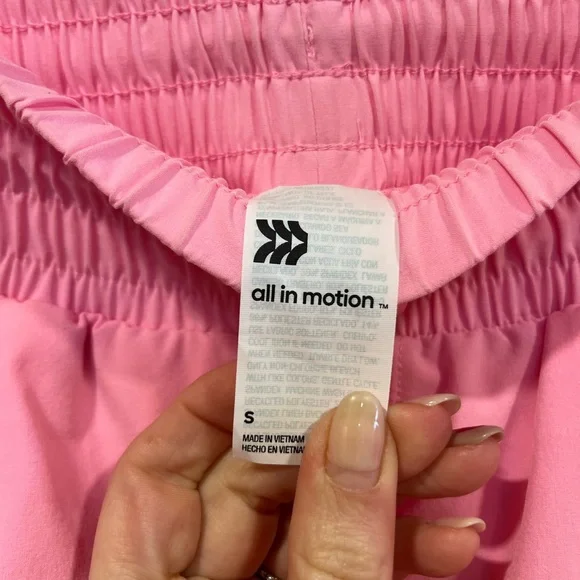 All in Motion active shorts size small EUC - Picture 3 of 14